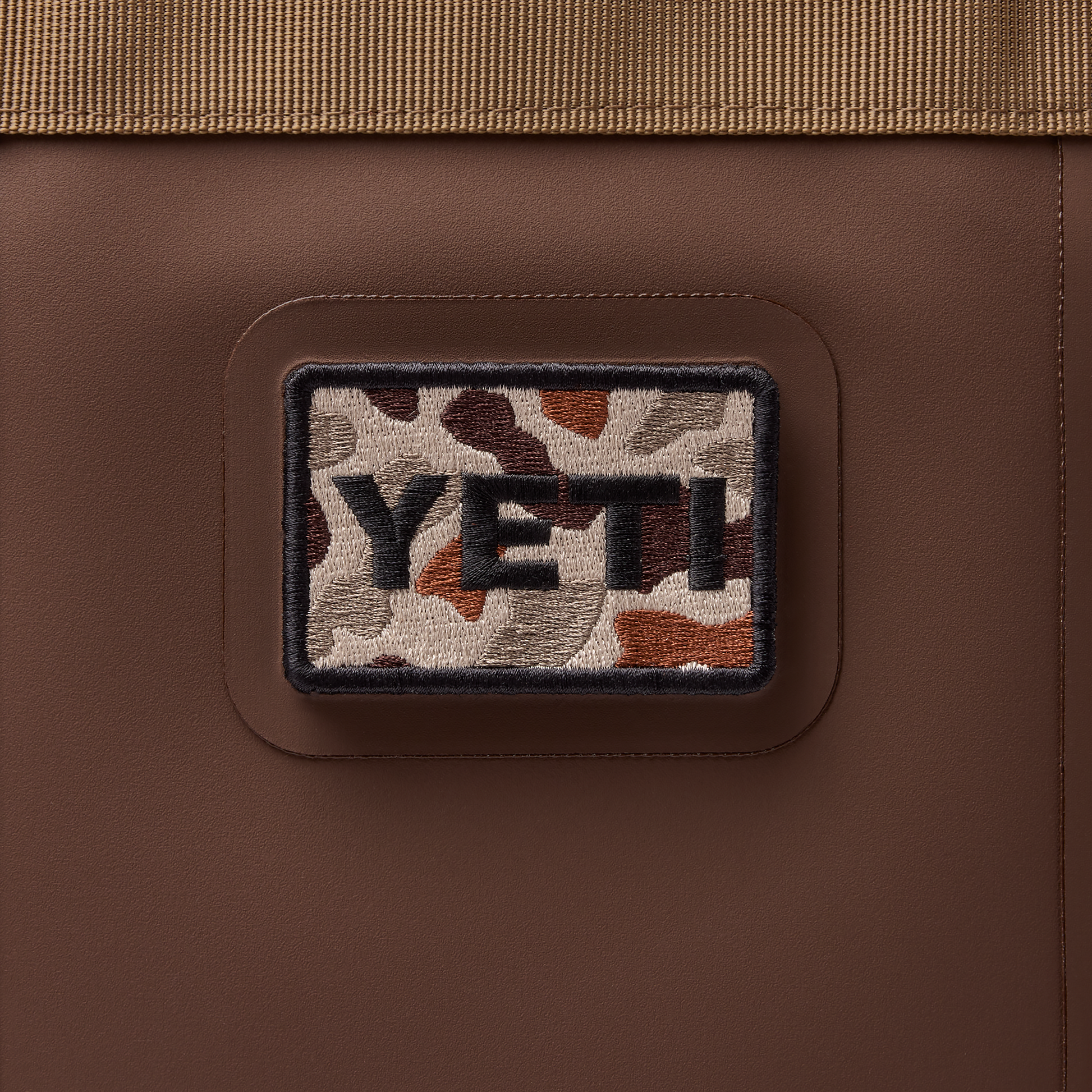 Patch Camo Wetlands con logo YETI