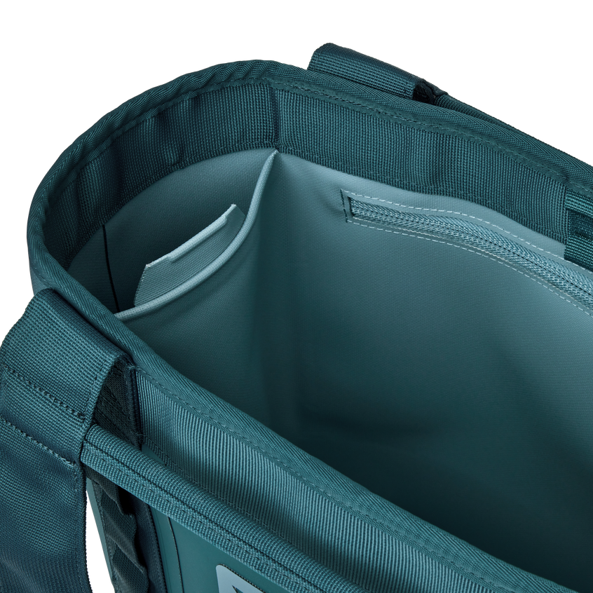 YETI Camino® 20 Carryall Agave Teal