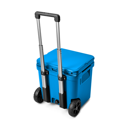 YETI Ghiacciaia su ruote Roadie® 48 Big Wave Blue