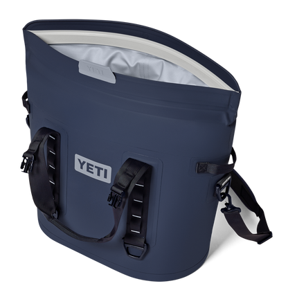 YETI Hopper® M30 Tote Cool Bag Classic Navy