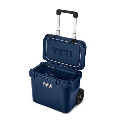YETI Ghiacciaia su ruote Roadie® 32 Navy