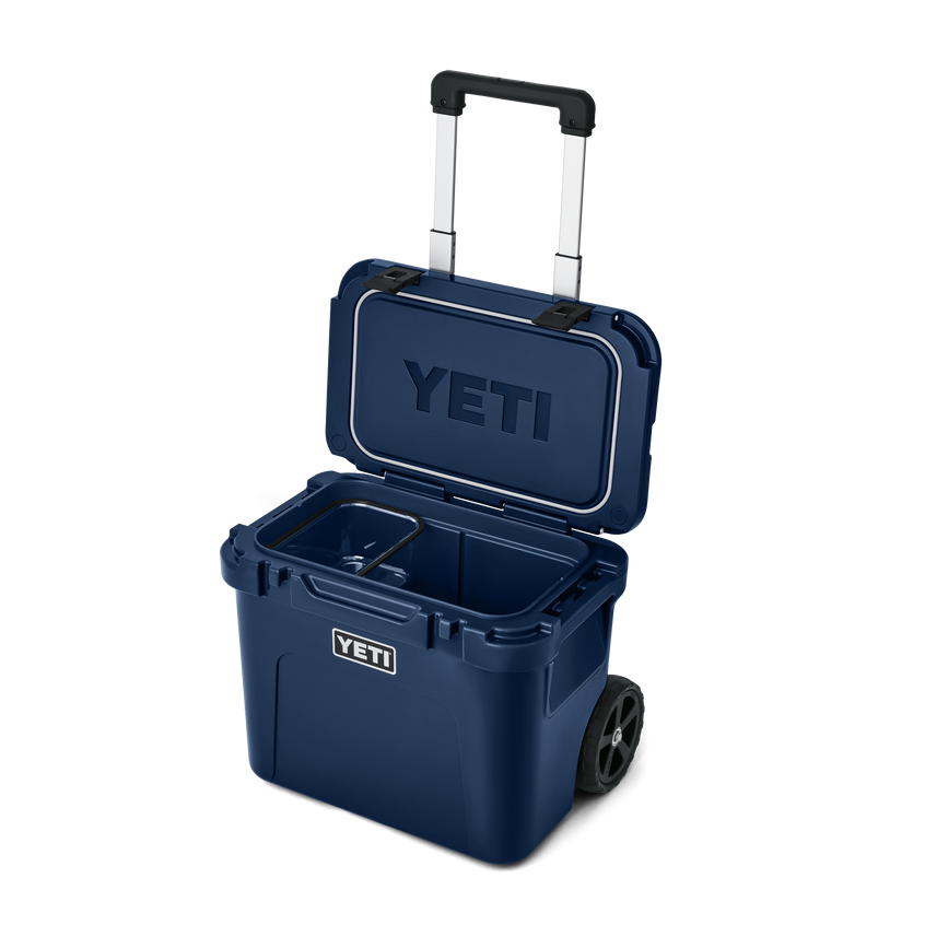 YETI Ghiacciaia su ruote Roadie® 32 Navy