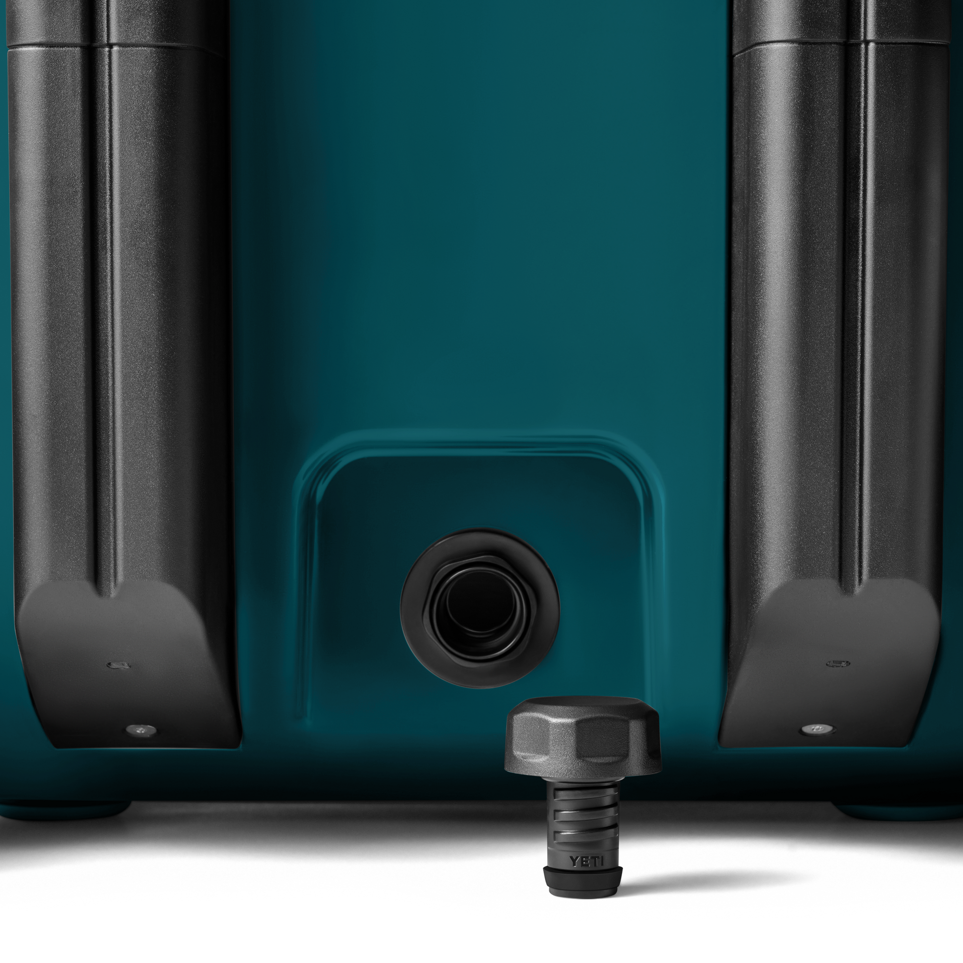 YETI Ghiacciaia su ruote Roadie® 48 Agave Teal